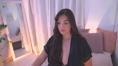 Snapshot of atena676 chatting on 07/10/26, 08:44 atena676 online show from 07/10/26, 08:44