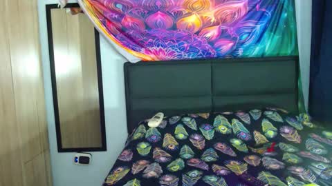 Snapshot of atena_messy chatting on 11/02/25, 12:13 atena messy online show from 11/02/25, 12:13