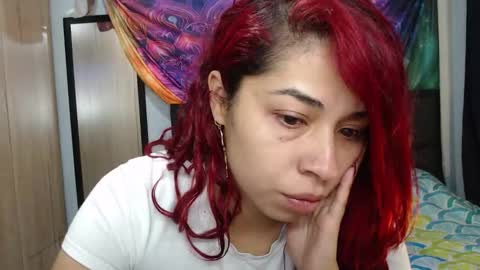 Snapshot of atena_messy chatting on 11/05/25, 10:15 atena messy online show from 11/05/25, 10:15