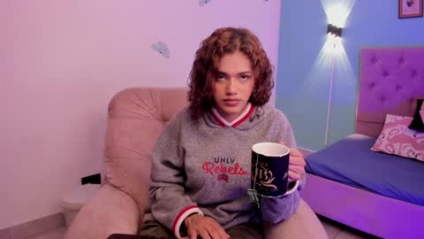 ATENA online show from 01/06/25, 02:25