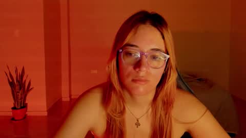 Snapshot of atenas__05 chatting on 02/28/26, 09:32 atenas online show from 02/28/26, 09:32