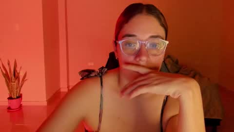 Snapshot of atenas__05 chatting on 03/04/26, 09:26 atenas online show from 03/04/26, 09:26