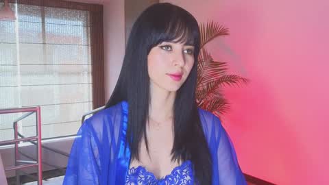 Atenea  online show from 02/01/25, 08:05