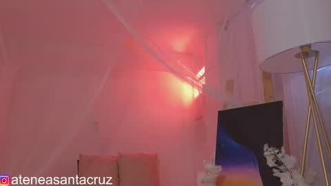 Atenea  online show from 09/19/25, 09:04