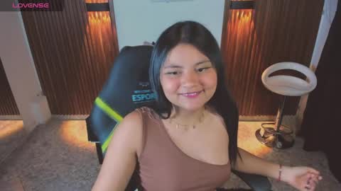 athena_snaw online show from 05/12/26, 02:52