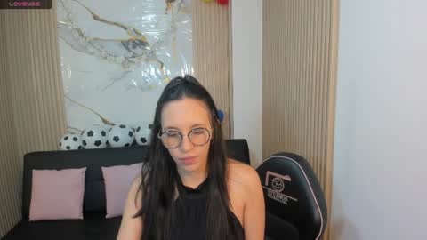 Atenea online show from 07/01/26, 03:19