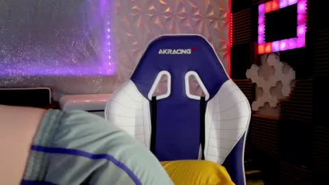 Athena Autumn online show from 04/13/26, 02:17