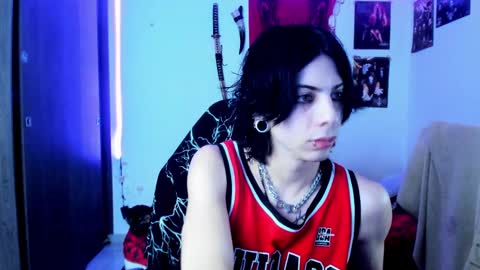 athenauwu online show from 02/19/25, 06:33