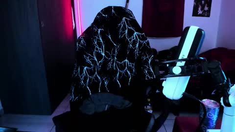 athenauwu online show from 10/25/25, 06:54