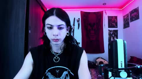 athenauwu online show from 11/09/25, 07:50