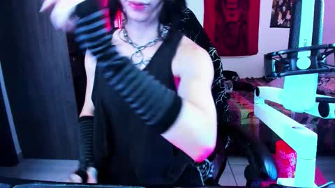 athenauwu online show from 11/17/25, 07:14