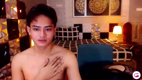 athisamoore online show from 11/24/25, 06:46