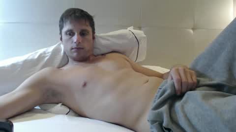 tommycb55555 online show from 01/08/26, 08:33