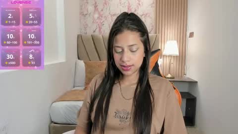 Snapshot of atiena_ chatting on 04/14/26, 06:47 Atiena online show from 04/14/26, 06:47