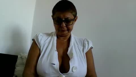 atikaarea online show from 09/26/25, 02:21