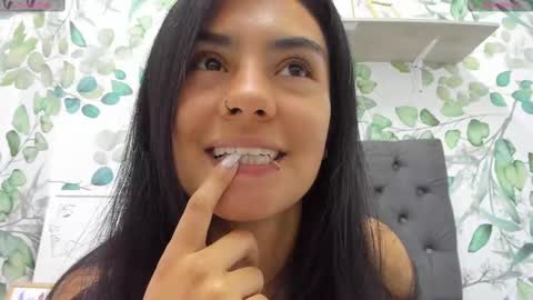 Atilana Diaz online show from 02/13/25, 05:22