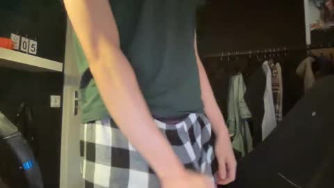Snapshot of atlasboy22 chatting on 12/05/24, 09:39 Undress a hung twink online show from 12/05/24, 09:39