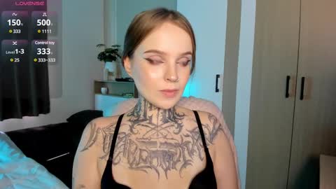 online every day between 10am-23pm online show from 02/12/25, 06:19