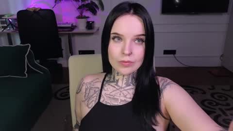 online every day between 10am-23pm online show from 04/15/26, 01:56