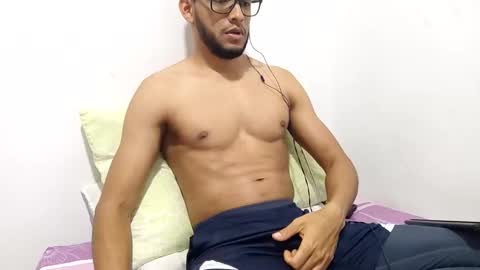 Snapshot of atorres21 chatting on 03/06/25, 03:13 Torres online show from 03/06/25, 03:13