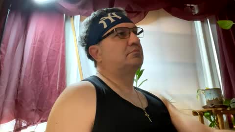 Snapshot of atozzzz chatting on 09/14/25, 01:54 atozzzz online show from 09/14/25, 01:54