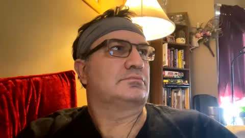 Snapshot of atozzzz chatting on 02/18/26, 09:00 atozzzz online show from 02/18/26, 09:00