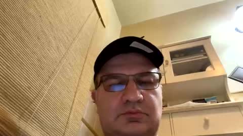 Snapshot of atozzzz chatting on 03/08/26, 02:04 atozzzz online show from 03/08/26, 02:04