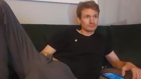 Max Powers online show from 12/25/24, 03:28