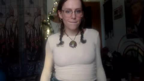 Snapshot of aubreemae chatting on 05/31/26, 11:06 Aubree Mae online show from 05/31/26, 11:06