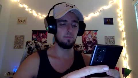 Snapshot of audicutie96 chatting on 07/17/26, 03:18 Audi online show from 07/17/26, 03:18
