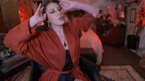 Snapshot of audrey_ chatting on 12/16/24, 04:23 Audrey online show from 12/16/24, 04:23