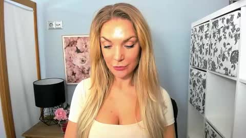 AulloraSensual online show from 12/07/24, 09:17