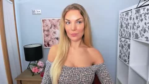 AulloraSensual online show from 02/19/25, 06:11