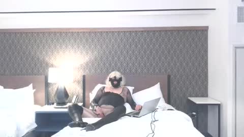 Snapshot of auntiejoan chatting on 01/20/25, 11:10 Dodge001 online show from 01/20/25, 11:10