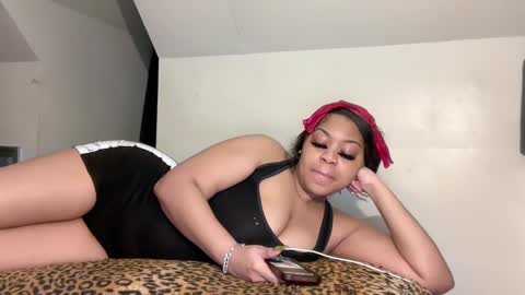 Snapshot of aunyxxx chatting on 03/07/25, 04:46 aunyxxx online show from 03/07/25, 04:46