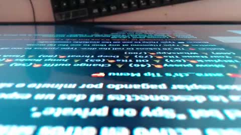 Aura online show from 12/04/25, 10:57