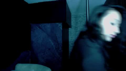 aura_cute_ online show from 04/16/26, 02:51