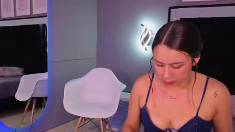 Snapshot of aura_verde chatting on 02/13/26, 03:13 aura verde online show from 02/13/26, 03:13