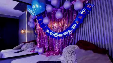 Aura online show from 03/12/25, 03:51