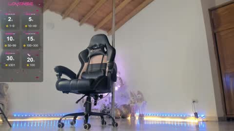 Snapshot of aurabonett chatting on 12/13/24, 09:13 aura online show from 12/13/24, 09:13