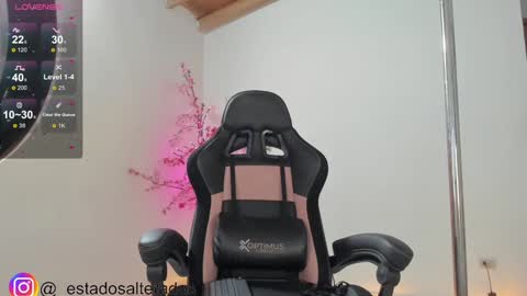 Snapshot of aurabonett chatting on 01/30/25, 11:22 aura online show from 01/30/25, 11:22