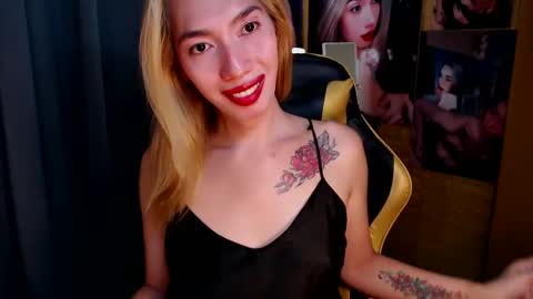 Miss awra online show from 02/04/25, 03:33