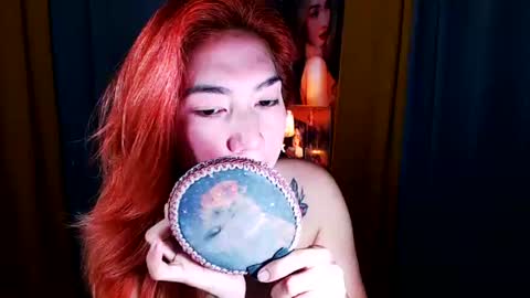 Snapshot of aurakharisma_xx chatting on 07/07/26, 06:47 Miss awra online show from 07/07/26, 06:47