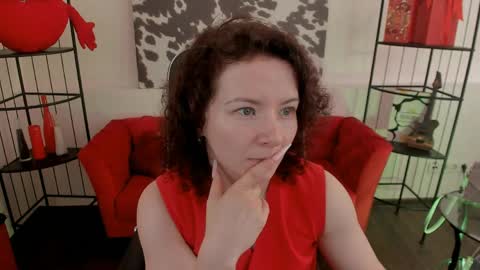 Aurelia online show from 05/25/26, 02:17