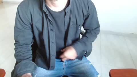 Snapshot of aureliv1 chatting on 05/22/26, 10:26 Aureliano online show from 05/22/26, 10:26