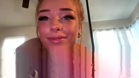 auriamist online show from 04/08/26, 12:54