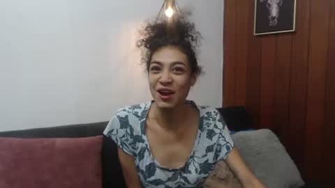 Snapshot of aurora_ath chatting on 06/25/26, 04:01 Aurora ath online show from 06/25/26, 04:01