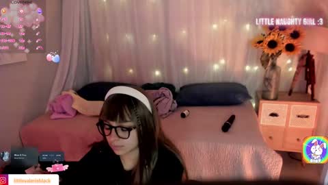 Snapshot of aurora_blaack chatting on 09/09/25, 04:56 val online show from 09/09/25, 04:56