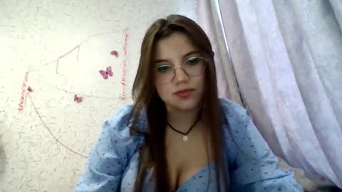 Snapshot of aurora_breeze chatting on 02/24/26, 04:32 Kiara Xanthe online show from 02/24/26, 04:32