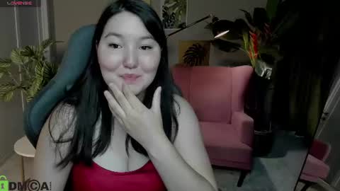 Snapshot of aurora_briggs chatting on 07/24/26, 12:47 Camila online show from 07/24/26, 12:47
